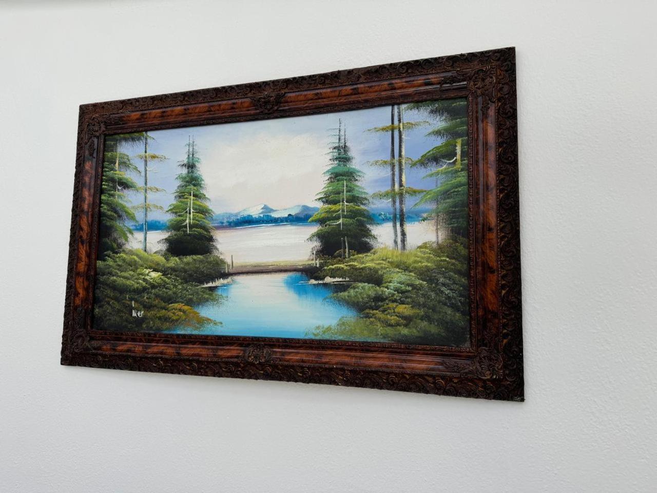 Sirena Hotel Tushemisht ภายนอก รูปภาพ