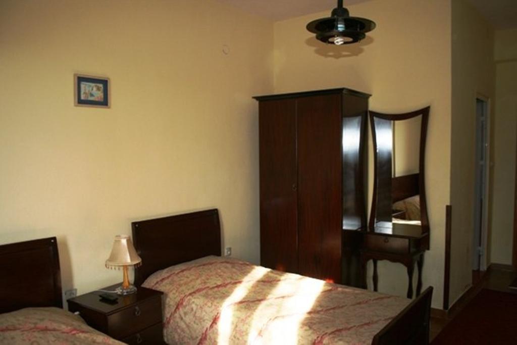 Sirena Hotel Tushemisht ภายนอก รูปภาพ