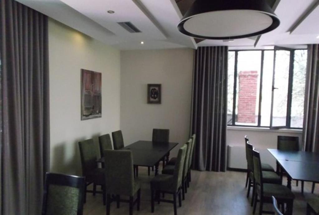 Sirena Hotel Tushemisht ภายนอก รูปภาพ